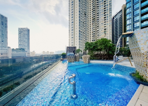 NGOẠI CẢNH VÀ TIỆN ÍCH