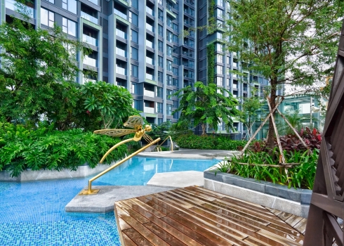 NGOẠI CẢNH VÀ TIỆN ÍCH